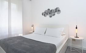Bright Apartment In Monte Carlo